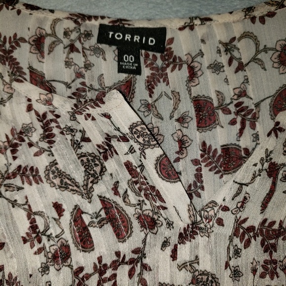 Torrid top super cute size 00 M/L - Picture 3 of 3